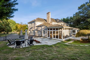 Additional Flagstone Entertainment Area