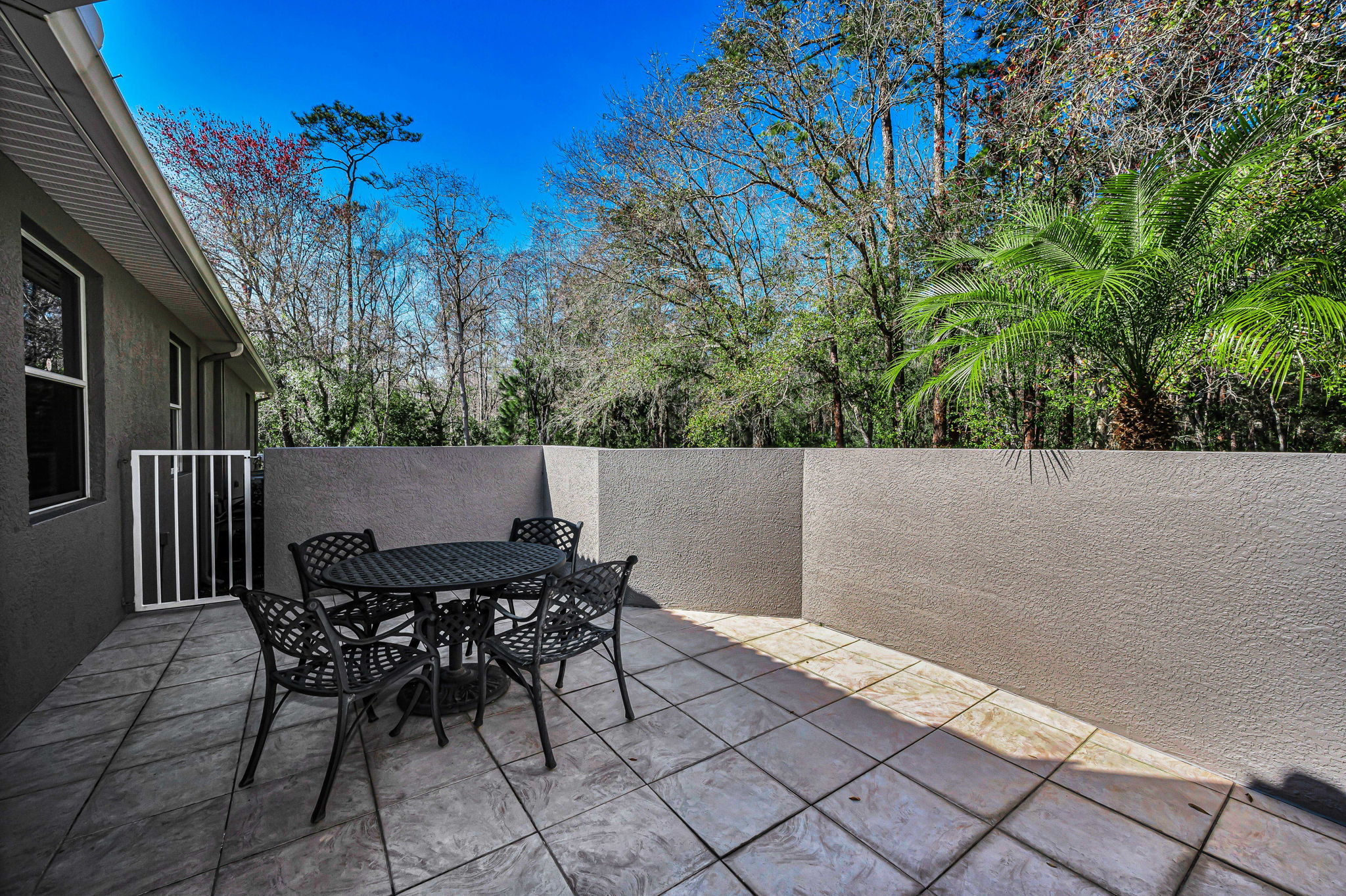 Guest Bedroom Patio1