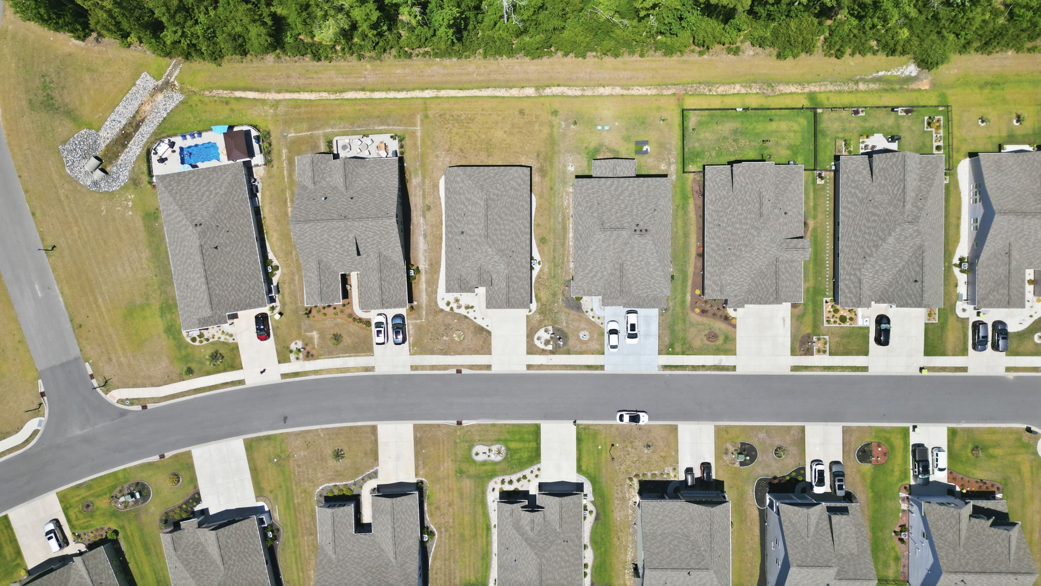  Photo 32