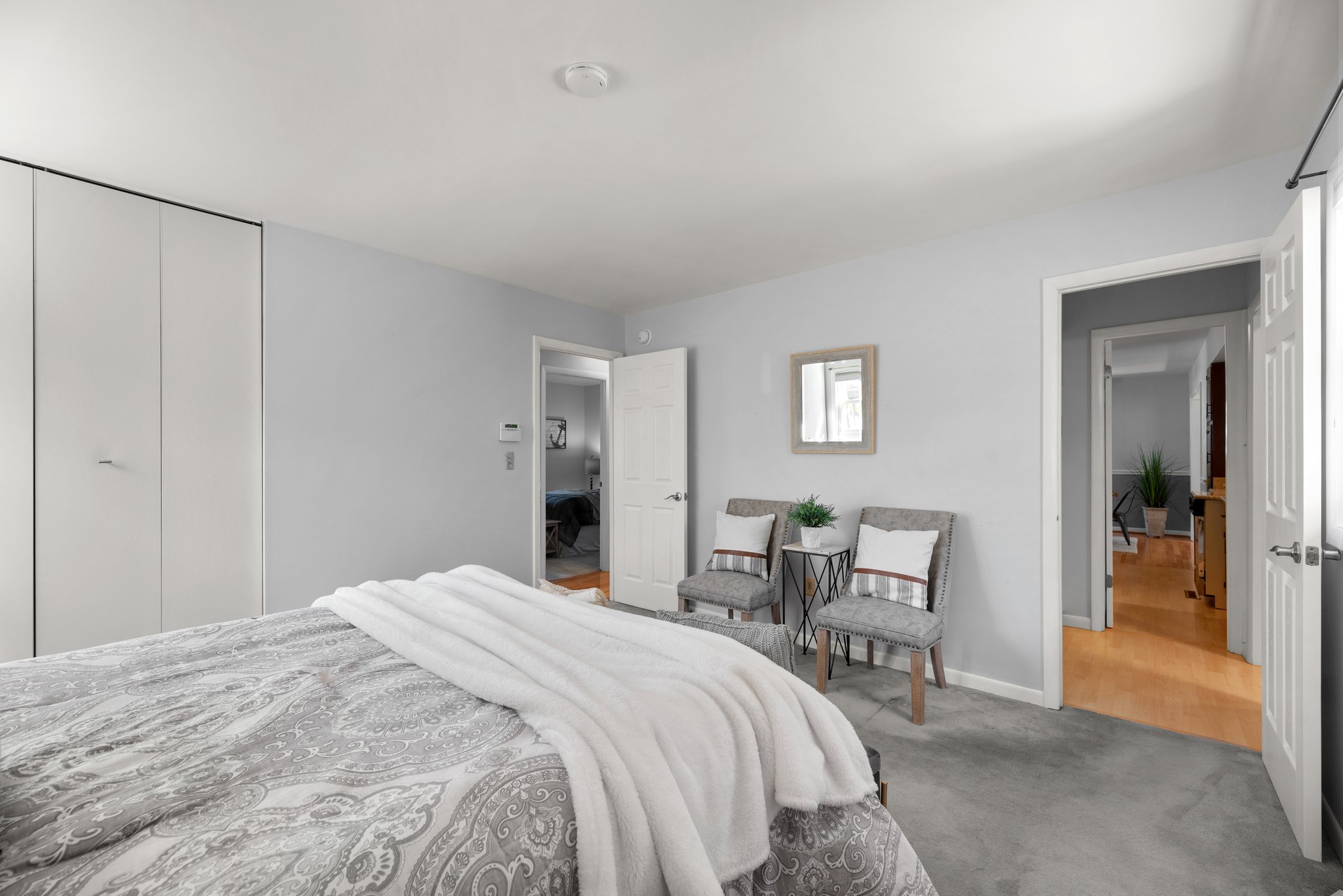 36. 1071 Omar Dr.jpg