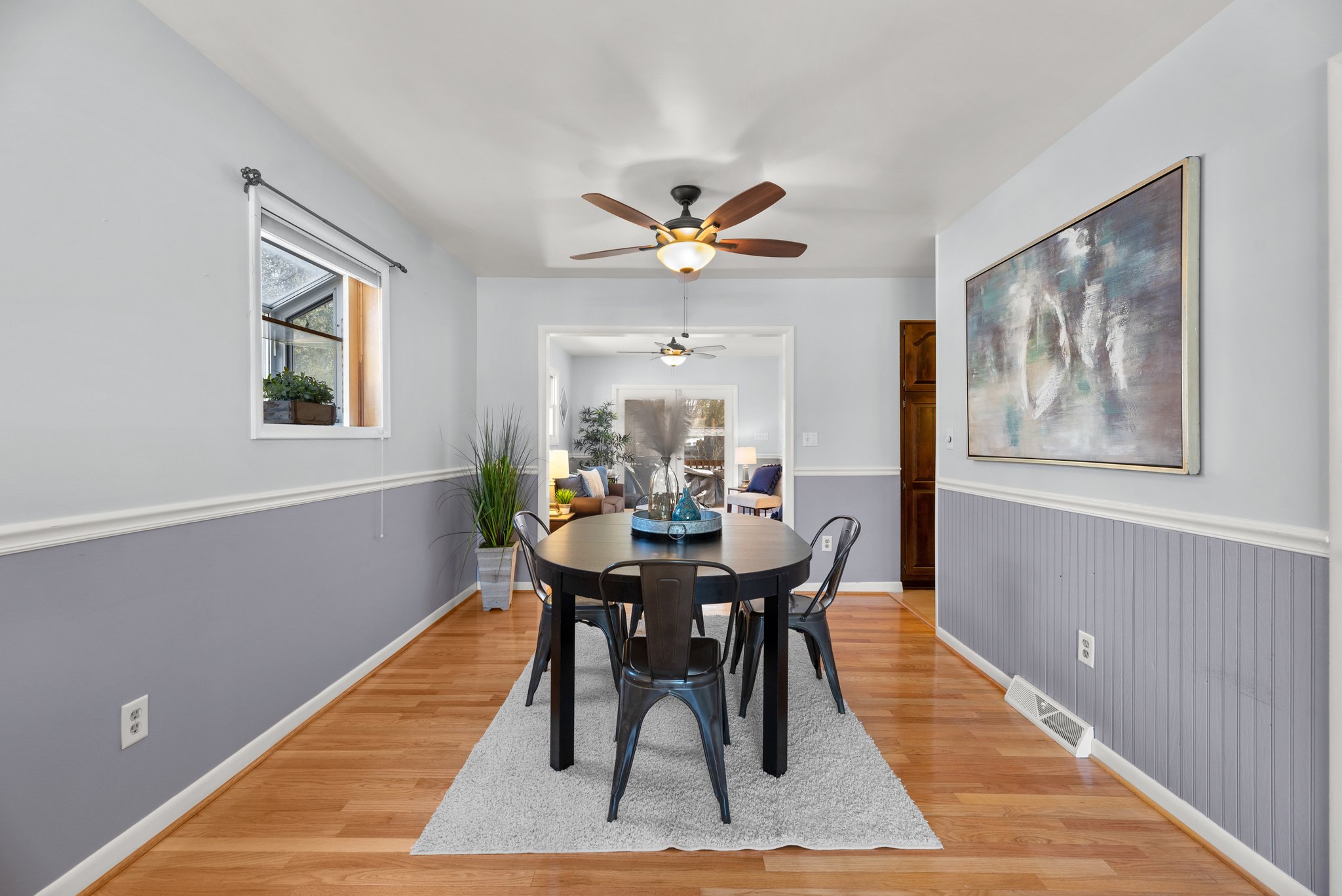 11. 1071 Omar Dr.jpg