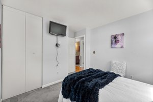 33. 1071 Omar Dr.jpg