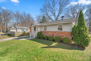 04. 1071 Omar Dr.jpg