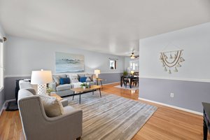 05. 1071 Omar Dr.jpg