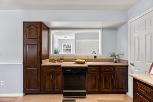 18. 1071 Omar Dr.jpg