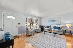 07. 1071 Omar Dr.jpg