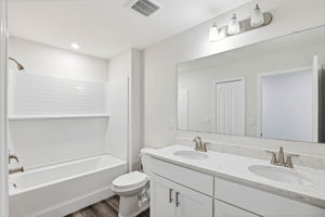  Photo 41