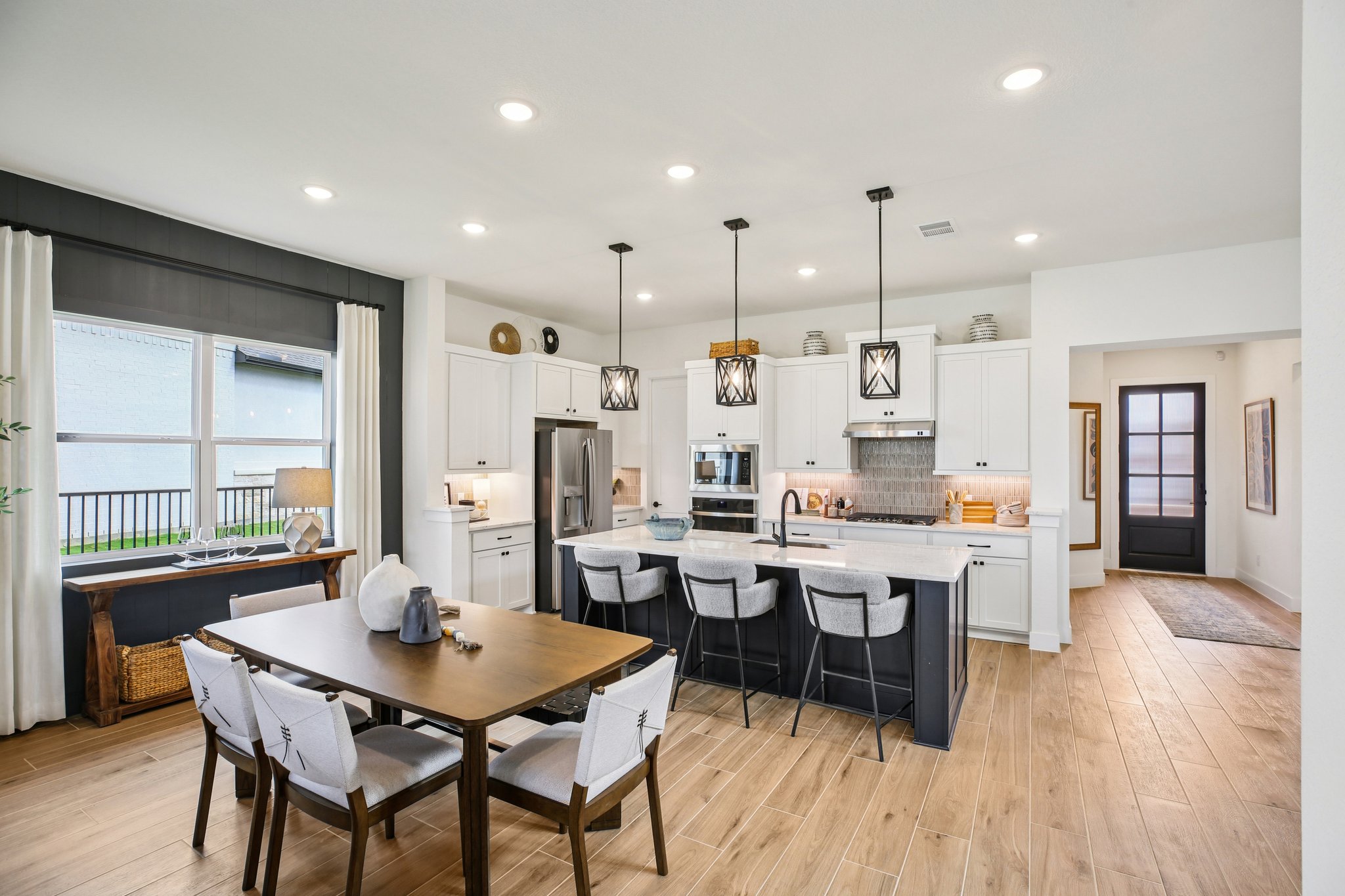 Linnaeus Ln-S0703-007.jpg