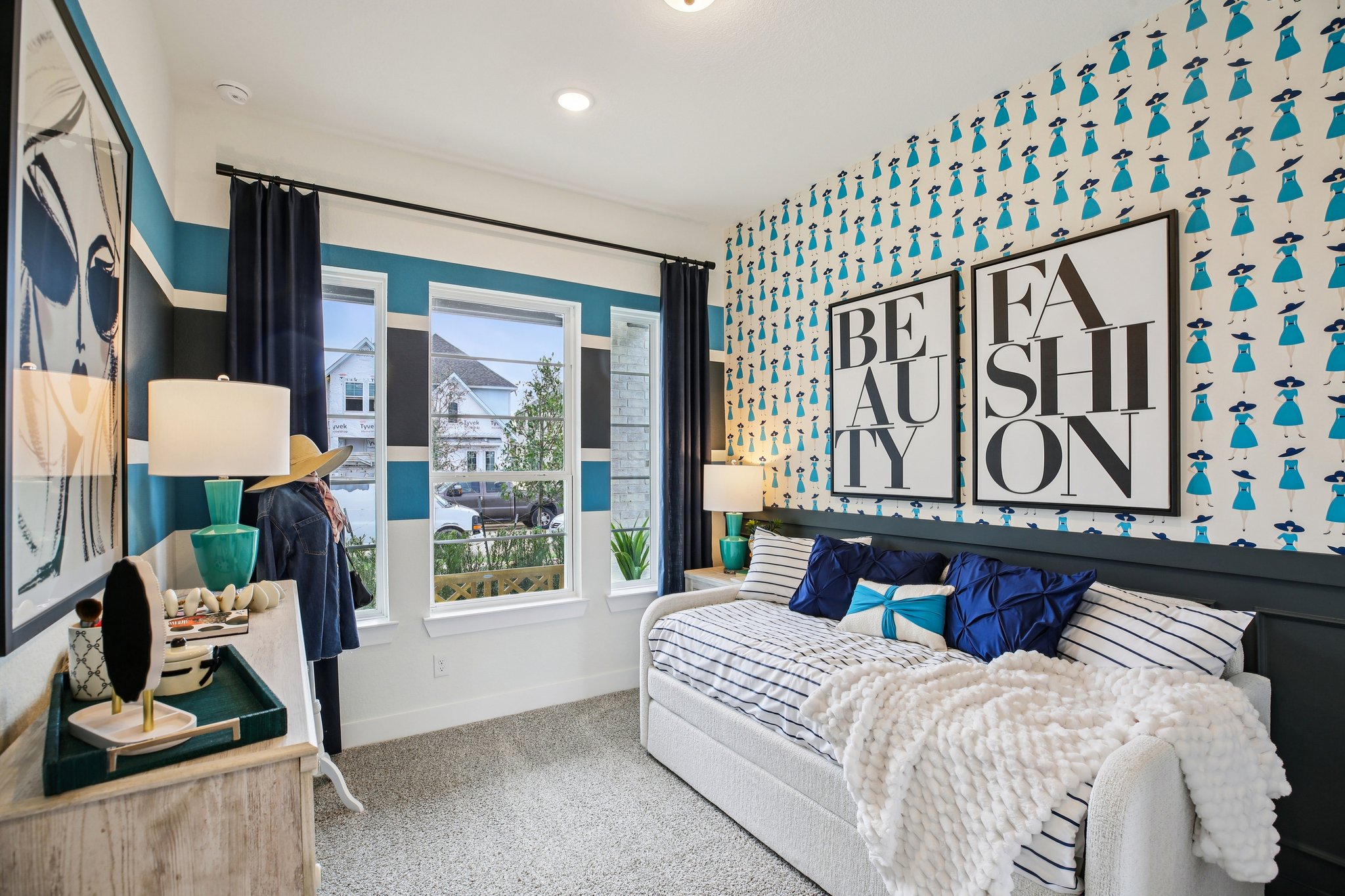 Linnaeus Ln-S0703-016.jpg