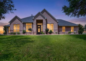  Photo 0