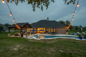  Photo 8