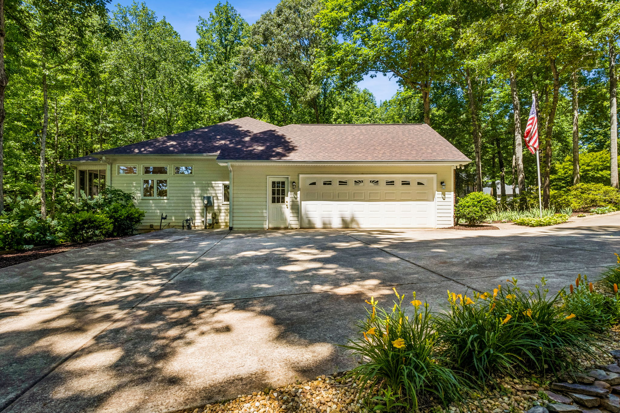Side of Home/Garage