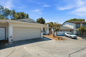 002_F8_1072 View Dr