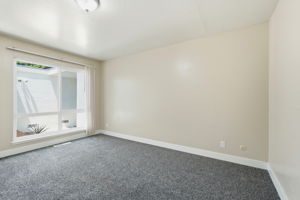 028_F8_1072 View Dr