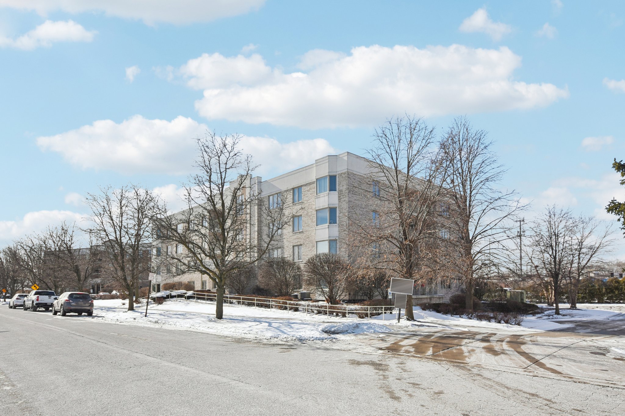 S Washington St-S3001-003.jpg