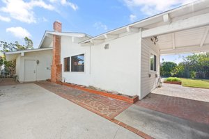  Photo 48