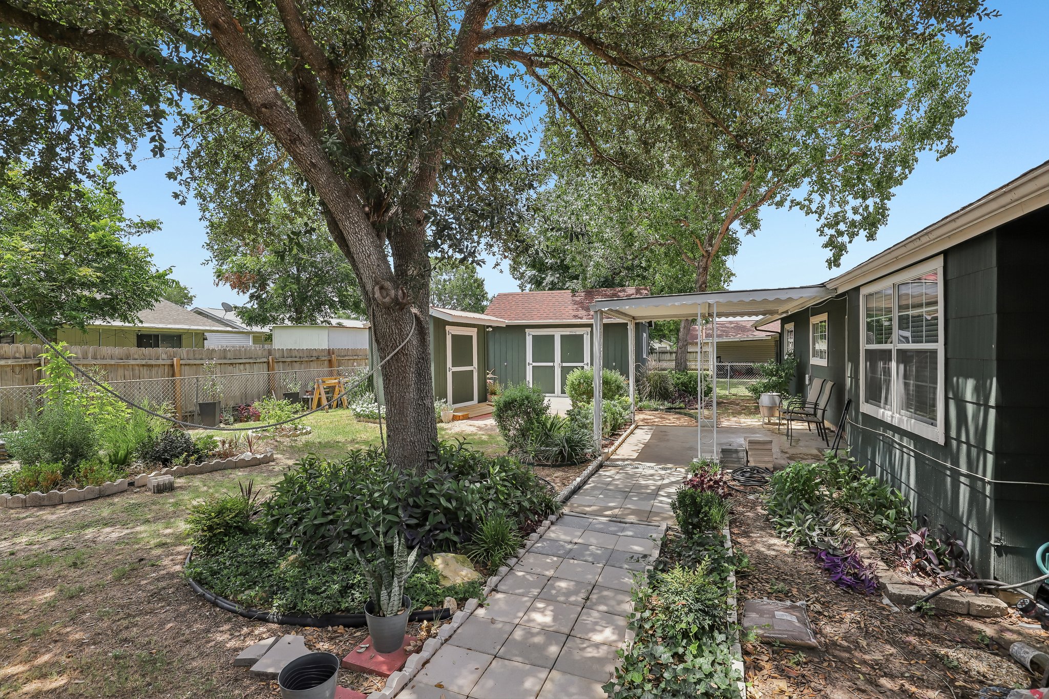 Green Trail Dr-S0207-030.jpg