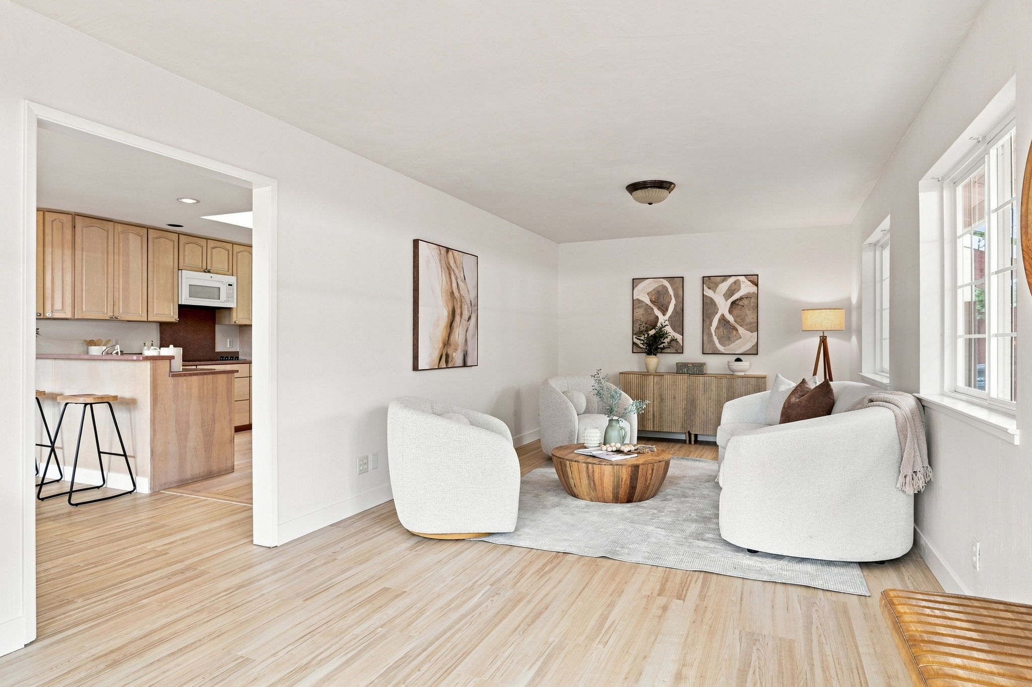 013_F8_1073 Enderby Way