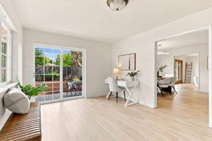023_F8_1073 Enderby Way