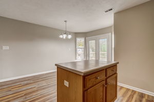 Cobblestone Dr-013