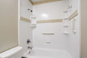 Cobblestone Dr-027