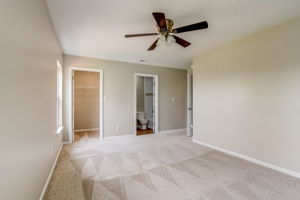 Cobblestone Dr-023