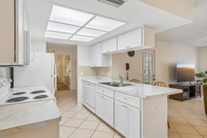 Buckfield Dr-S0707-021.jpg