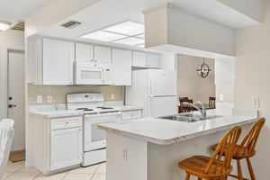 Buckfield Dr-S0707-024.jpg