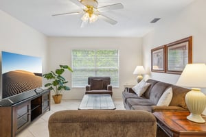 Buckfield Dr-S0707-029.jpg