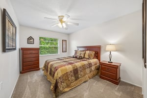 Buckfield Dr-S0707-038.jpg