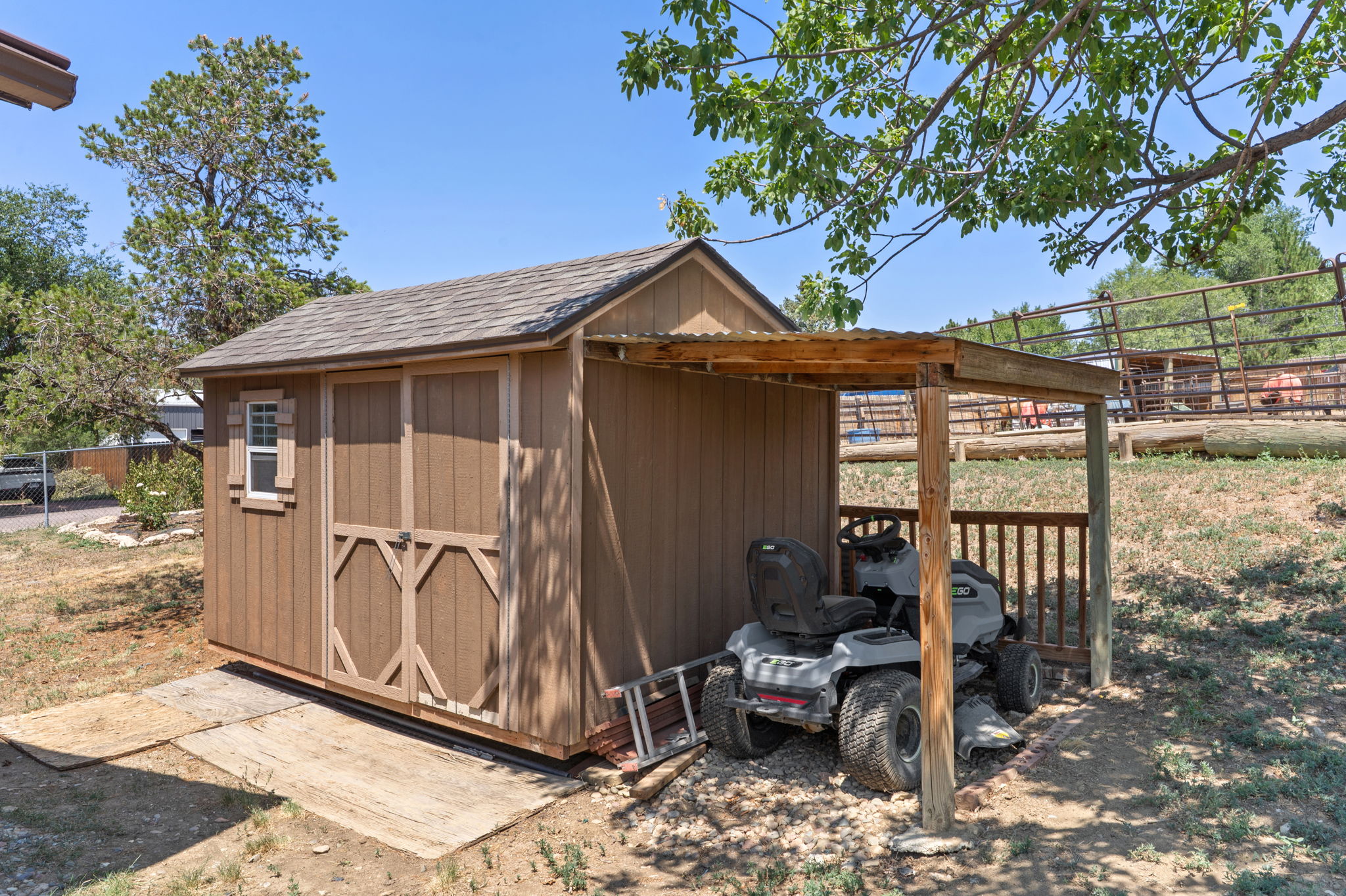 Shed