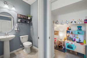 Guest Bathroom 4 - 1 of 2