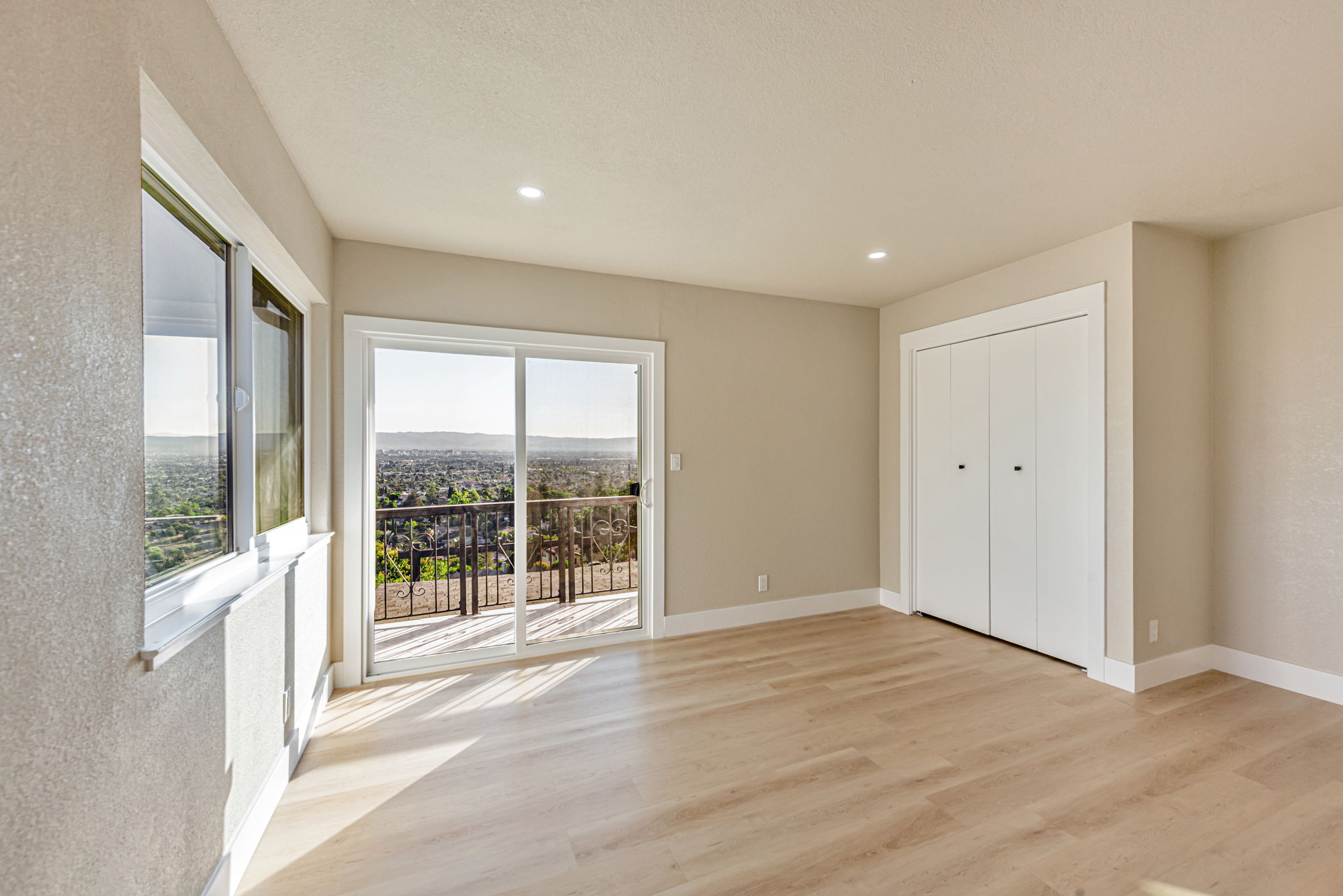 043_10745 Ridgeview