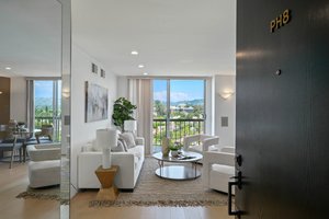 10751 Wilshire Blvd PH8-4.jpg