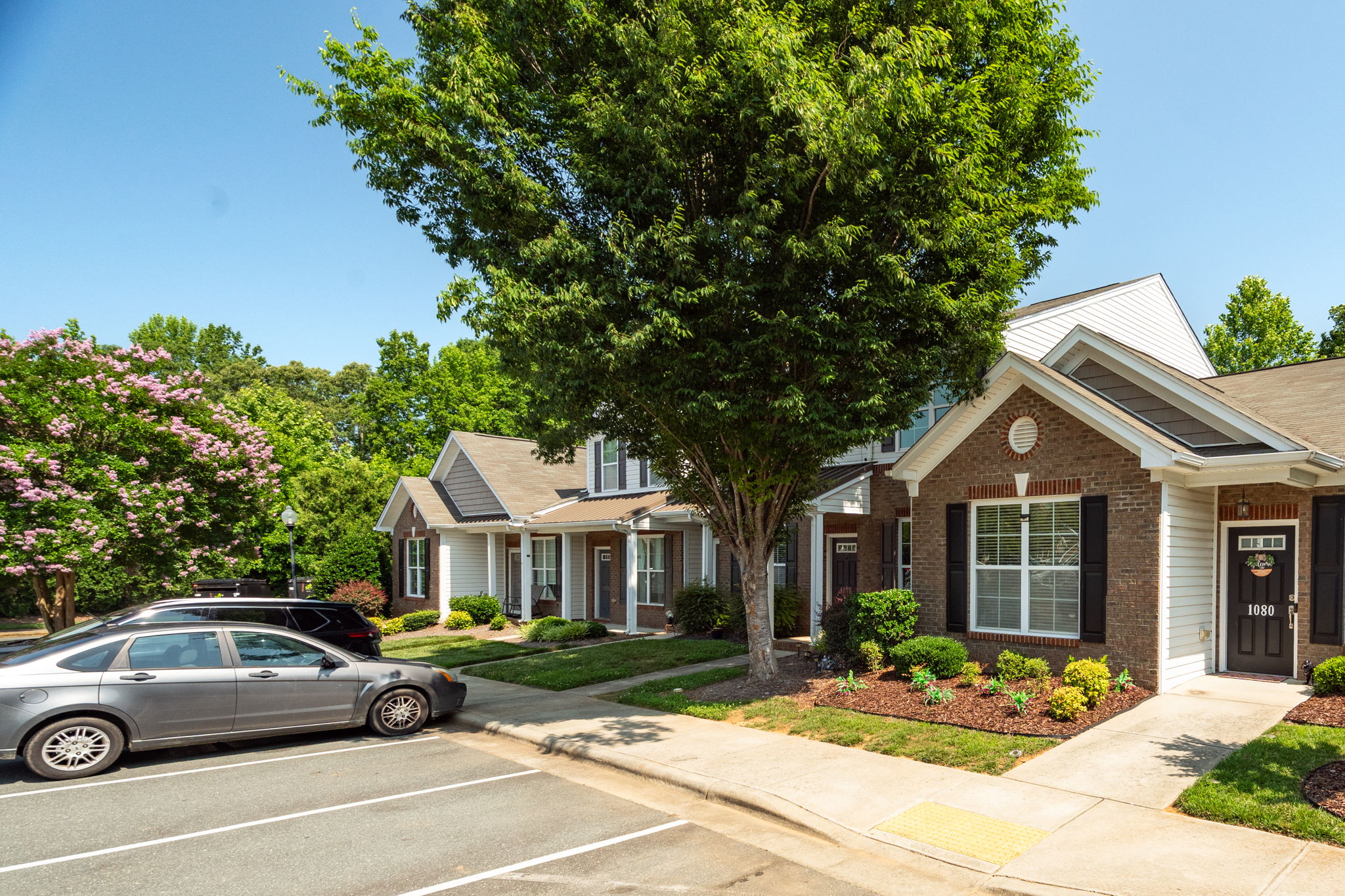 1076 Kelso Ln-3