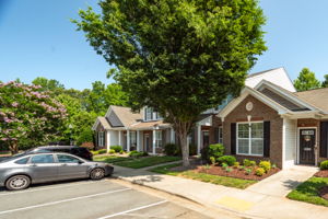 1076 Kelso Ln-3