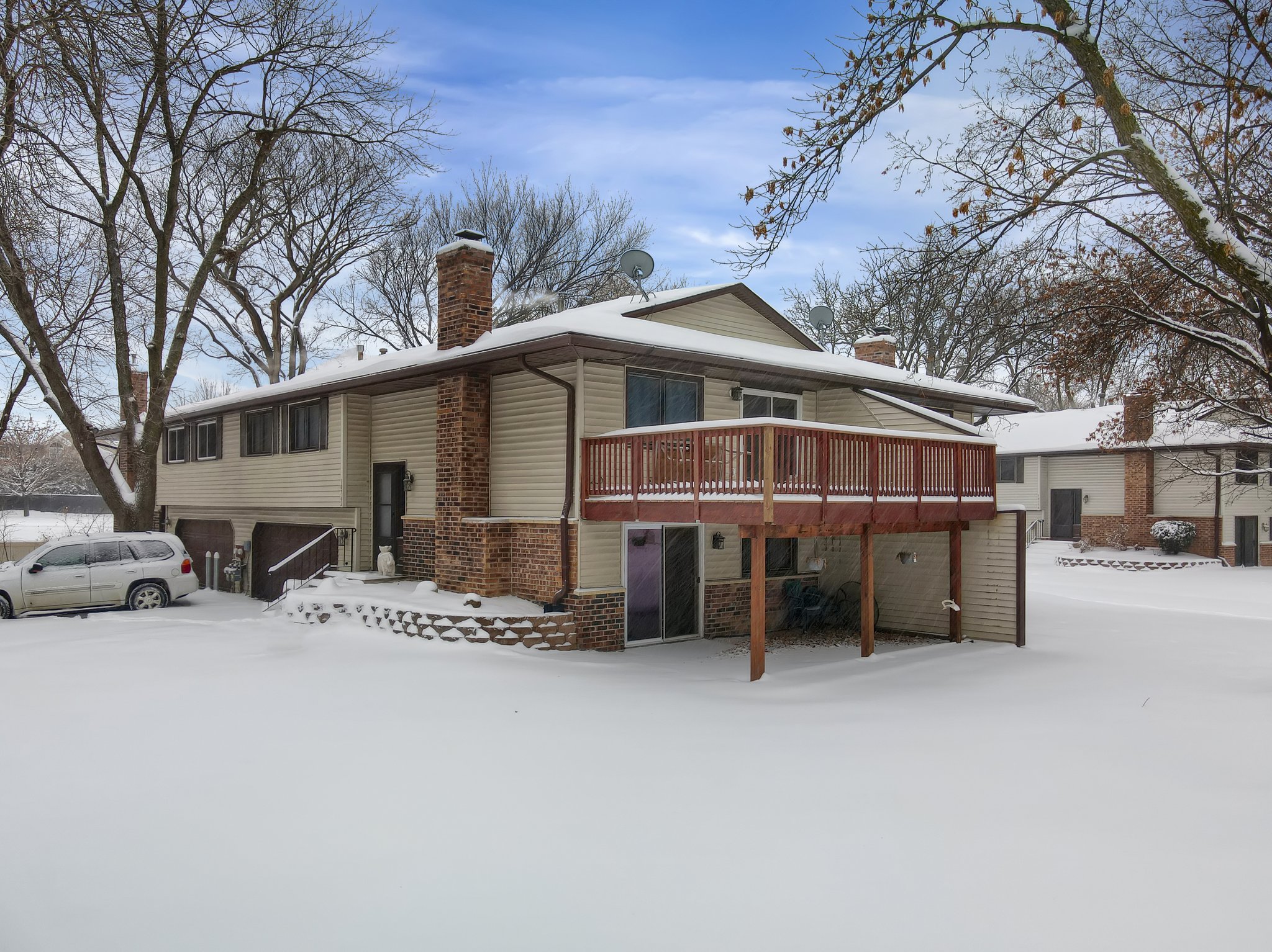 10762 Cavell Rd, Minneapolis, MN 55438, USA Photo 2