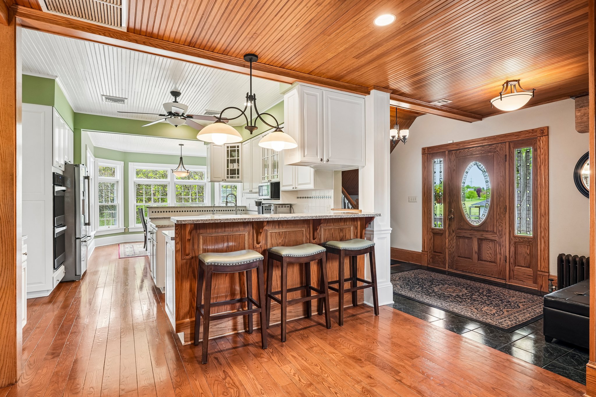 N Cedarburg Rd-S2205-017.jpg