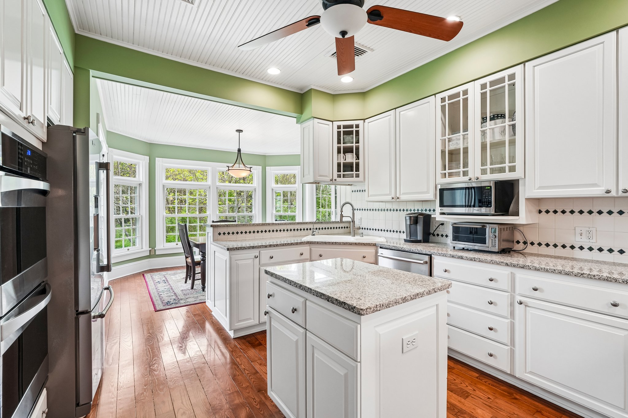 N Cedarburg Rd-S2205-029.jpg
