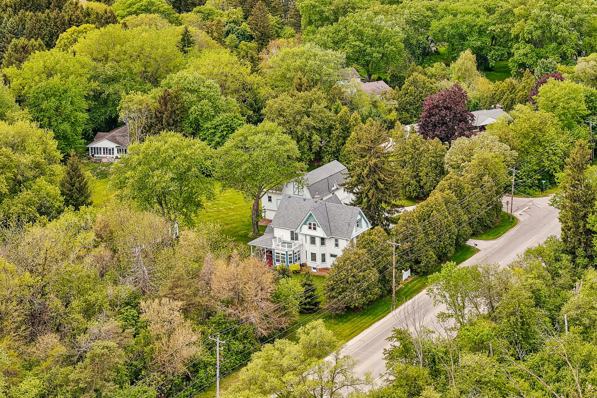 N Cedarburg Rd-S2205-071.jpg