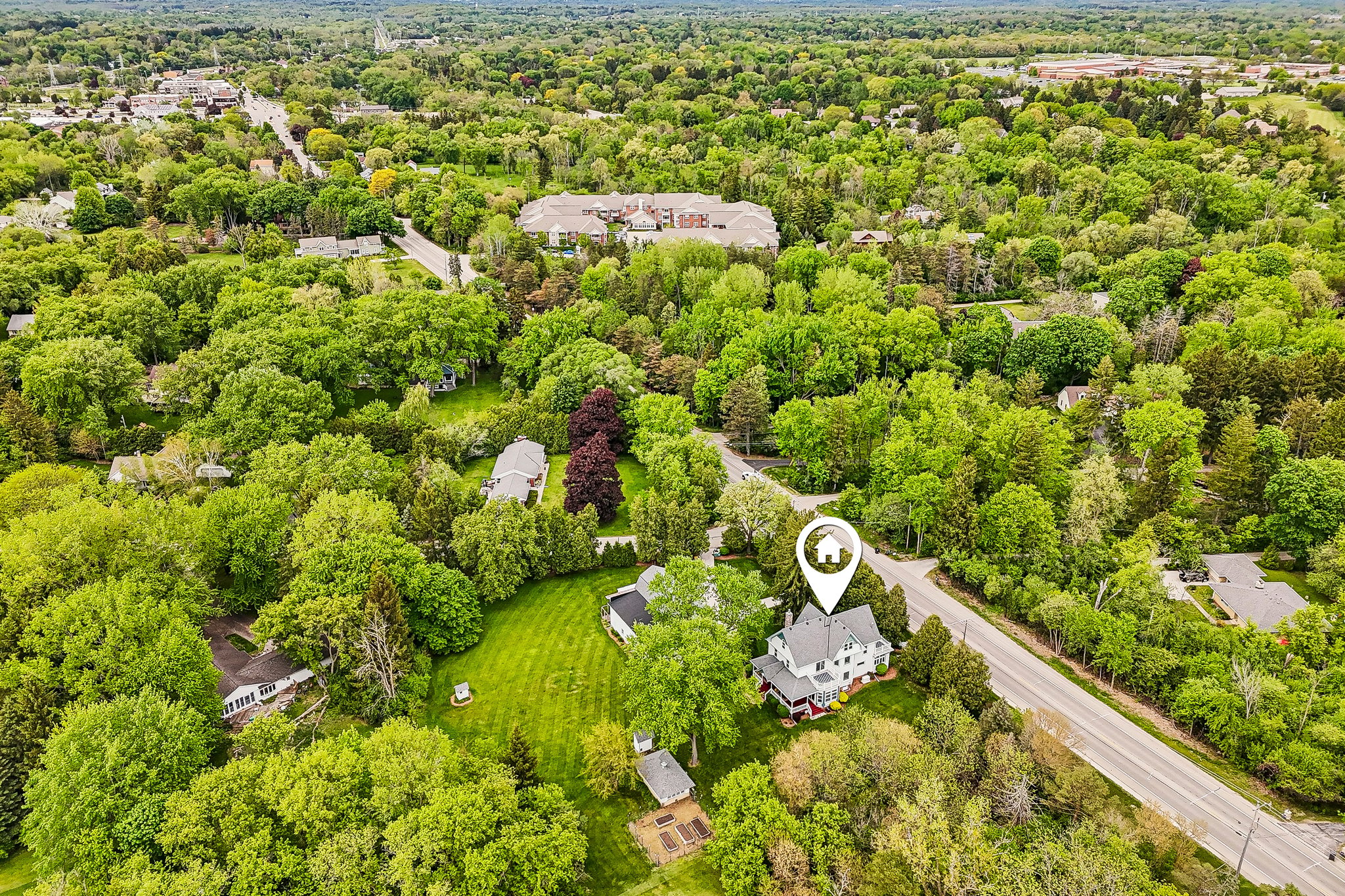 N Cedarburg Rd-S2205-074.jpg