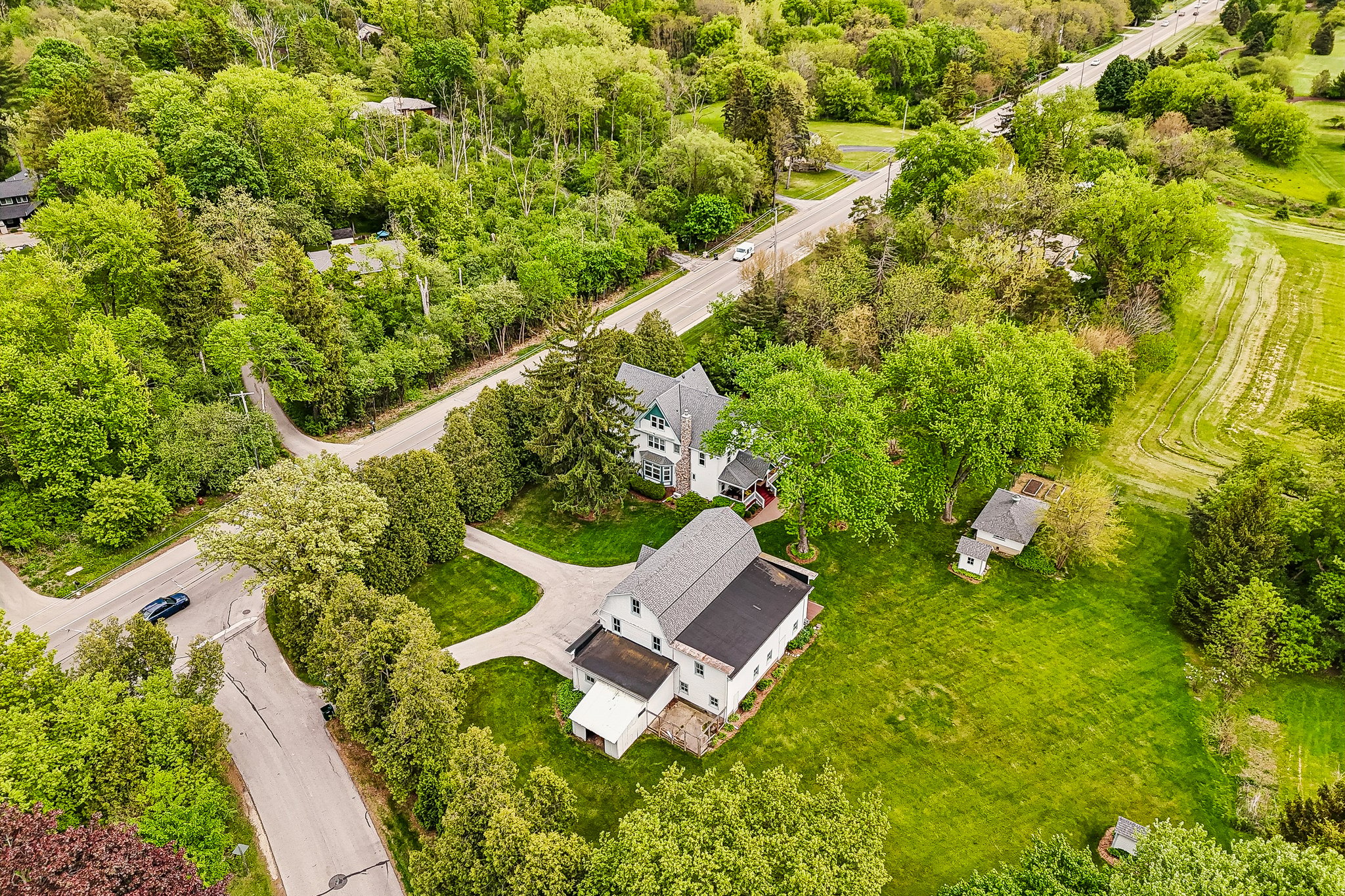 N Cedarburg Rd-S2205-077.jpg