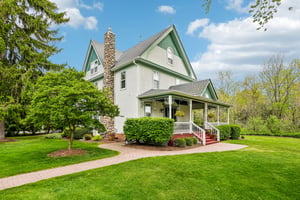 N Cedarburg Rd-S2205-006.jpg