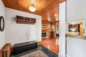 N Cedarburg Rd-S2205-015.jpg