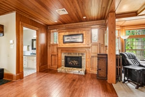 N Cedarburg Rd-S2205-021.jpg