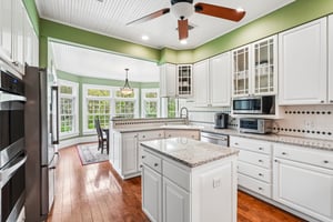N Cedarburg Rd-S2205-029.jpg
