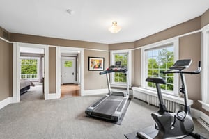 N Cedarburg Rd-S2205-043.jpg