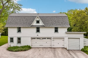 N Cedarburg Rd-S2205-057.jpg