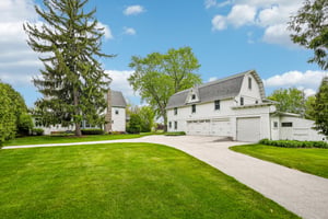 N Cedarburg Rd-S2205-058.jpg