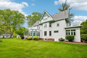 N Cedarburg Rd-S2205-064.jpg